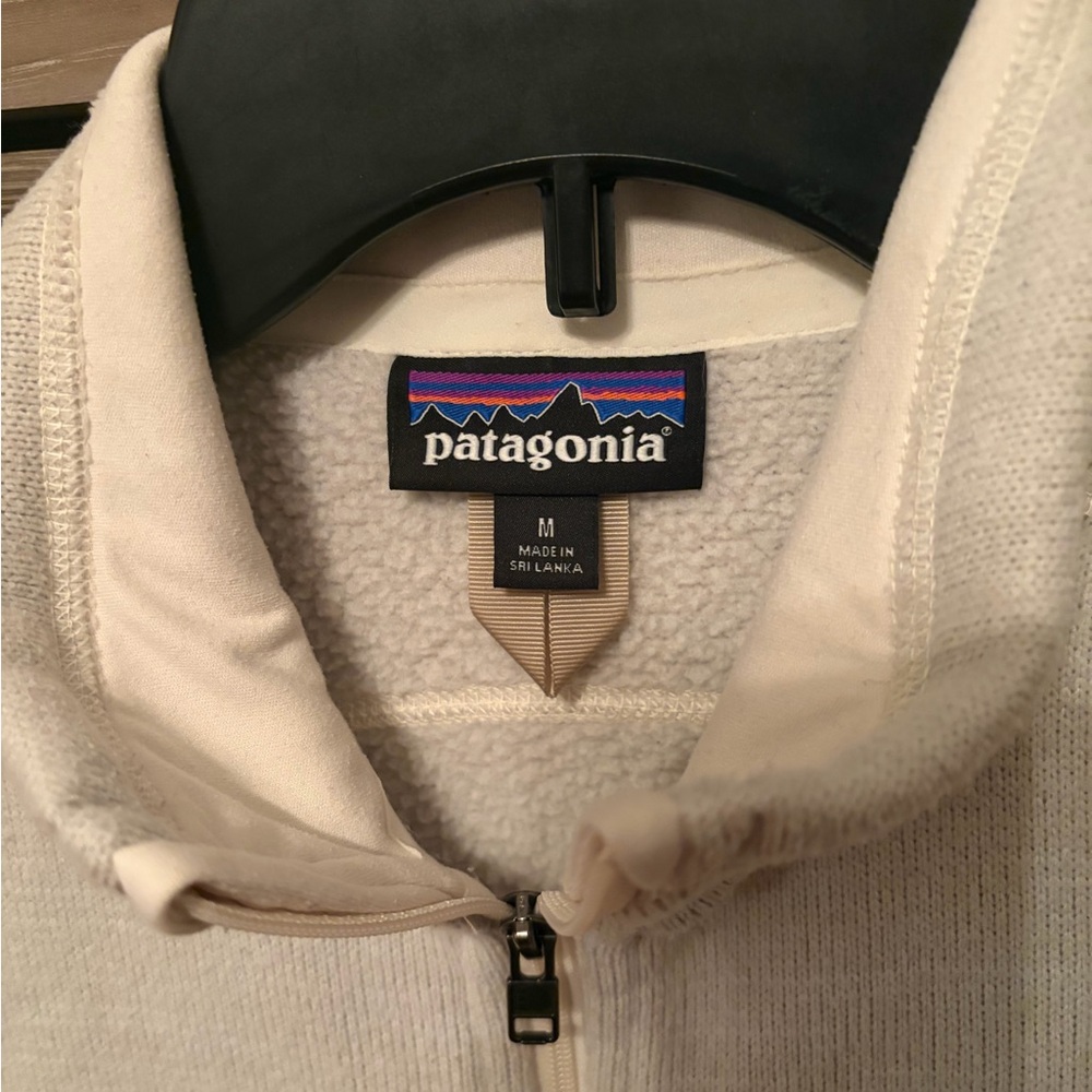 Patagonia Off-White Fleece Vest - Picture 2 of 3